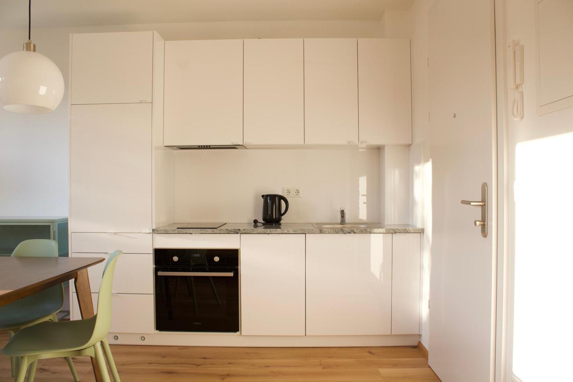 Stad10 - Apartments Very Close To Subway U2 Stadlau Wenen Kamer foto